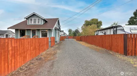 3107 Roosevelt Ave E, Enumclaw, WA 98022 photo 3