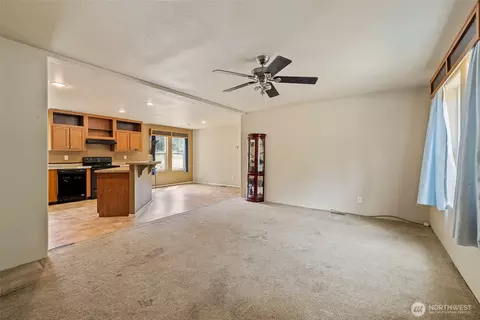164 Sleeper Rd, Oak Harbor, WA 98277 photo 4