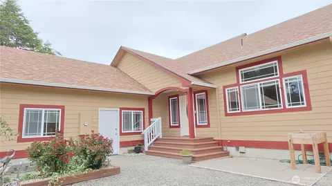 108 Bass Ave NE, Ocean Shores, WA 98569
