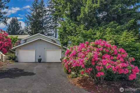 100 Highland Grns #1, Port Ludlow, WA 98365