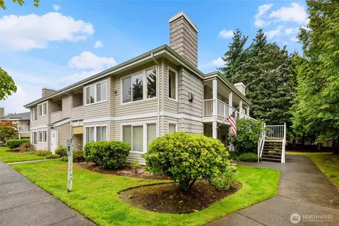 11130 SE 208th St #D203, Kent, WA 98031