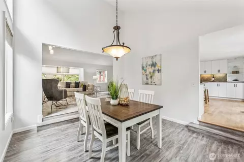 Dining - 330 221st St SE, Bothell, WA 98021 photo 2 of 2