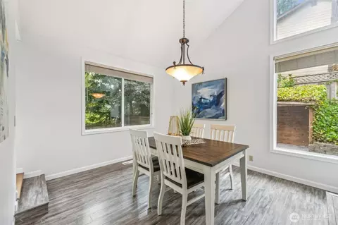 Dining - 330 221st St SE, Bothell, WA 98021 photo 1 of 2