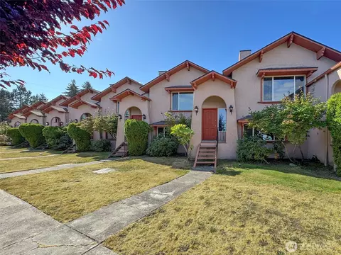 1212 E Craig Ave #3, Port Angeles, WA 98362
