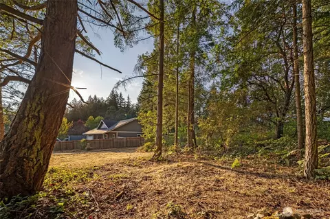 248 Browne St, Friday Harbor, WA 98250