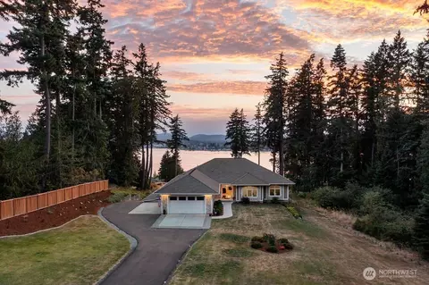 5400 E Blaisdell Ln, Port Orchard, WA 98366