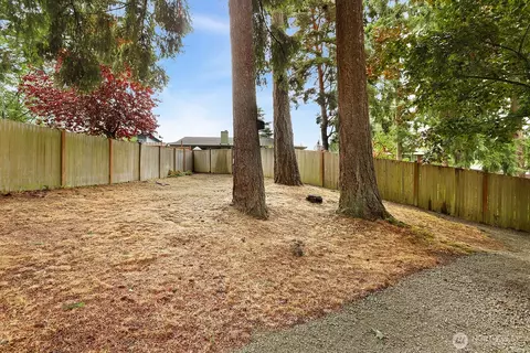 21811 1st Ave W, Bothell, WA 98021 photo 27