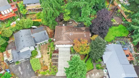 21811 1st Ave W, Bothell, WA 98021 photo 31