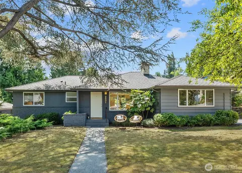 2531 NE 105th Pl, Seattle, WA 98125