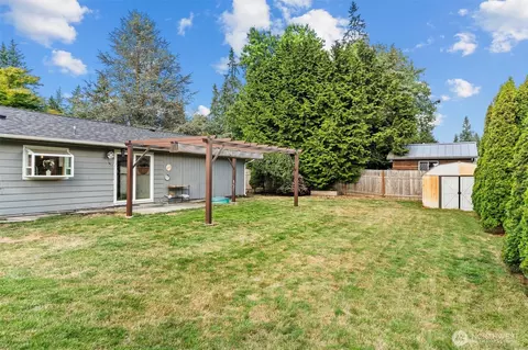Exterior - 614 217th St SW, Bothell, WA 98021 photo 4 of 8