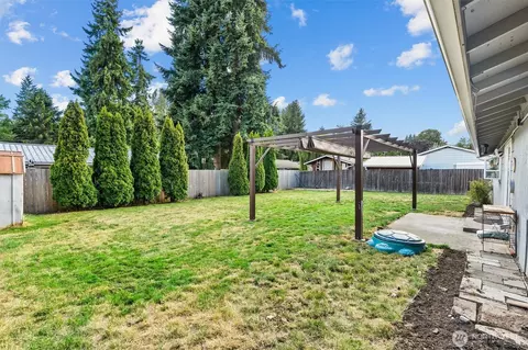 Exterior - 614 217th St SW, Bothell, WA 98021 photo 2 of 8