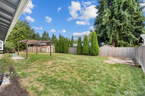 Exterior - 614 217th St SW, Bothell, WA 98021 photo 3 of 8