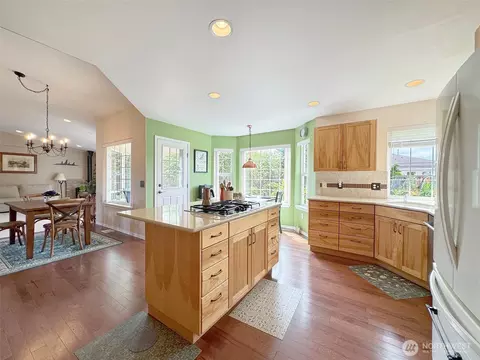 Kitchen - 80 Cherrywood Pl, Sequim, WA 98382 photo 2 of 4