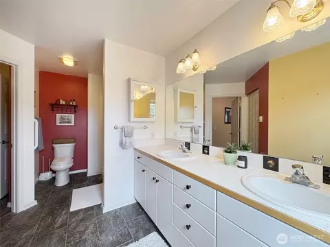 Bath - 80 Cherrywood Pl, Sequim, WA 98382 photo 3 of 3