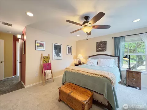 Bedroom - 80 Cherrywood Pl, Sequim, WA 98382 photo 4 of 4