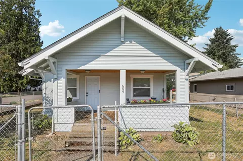 659 SE Russell St, Camas, WA 98607