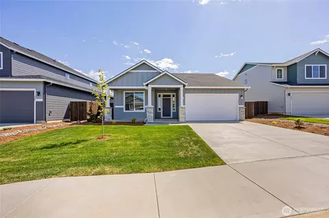 402 Pagget Ave, Winlock, WA 98596