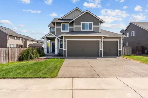 704 Koehler Ave SW, Orting, WA 98360