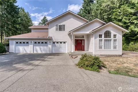 11273 Kiptree Ln NW, Silverdale, WA 98383