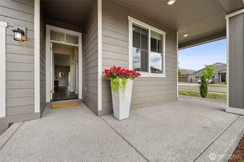 233 Franks Ln N, Enumclaw, WA 98022 photo 2