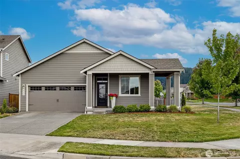 233 Franks Ln N, Enumclaw, WA 98022