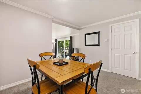 Dining - 13007 E Gibson Rd #U238, Everett, WA 98204 photo 6 of 6