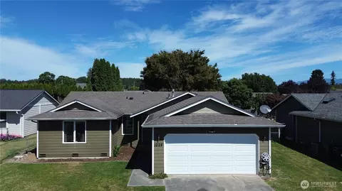 1026 Vera Ct, Mount Vernon, WA 98273