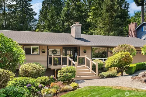 15815 SE 43rd Pl, Bellevue, WA 98006