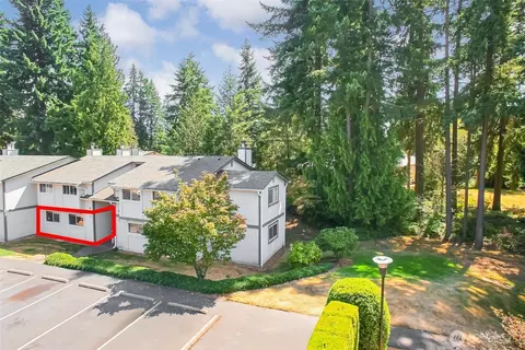 32330 4th Pl S #P2, Federal Way, WA 98003