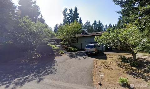 9615 NE 34th St, Bellevue, WA 98004