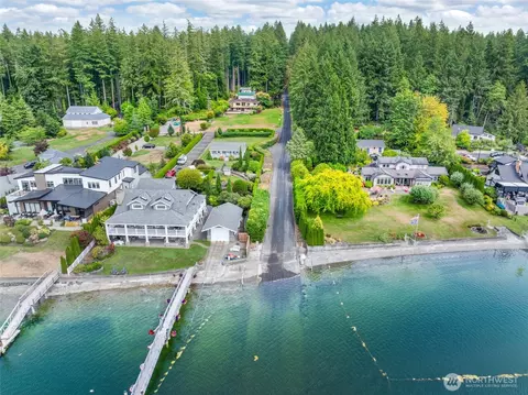 3305 Horsehead Bay Dr NW, Gig Harbor, WA 98335