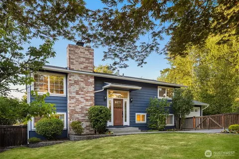 112 18th Ave, Kirkland, WA 98033