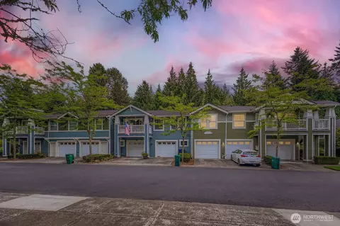 10630 221st Ln NE #204, Redmond, WA 98053