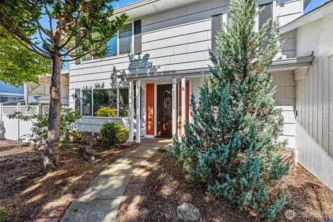 1035 21st Ave, Longview, WA 98632