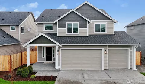 18215 37th Ave E, Tacoma, WA 98446