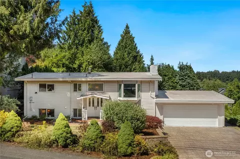15638 SE 24th St, Bellevue, WA 98008