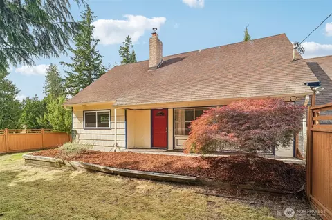 7123 192nd Pl SW, Lynnwood, WA 98036