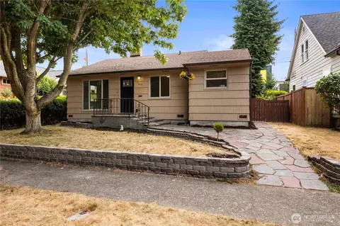 1019 N Oakes St, Tacoma, WA 98406