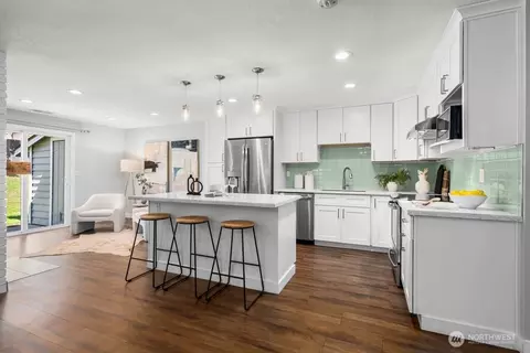 Kitchen - 21515 4th Ave W #A71, Bothell, WA 98021 photo 2 of 4