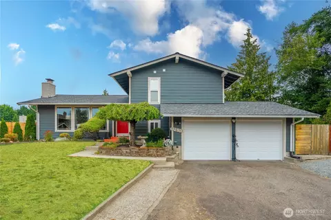 12530 SE 212th Pl, Kent, WA 98031