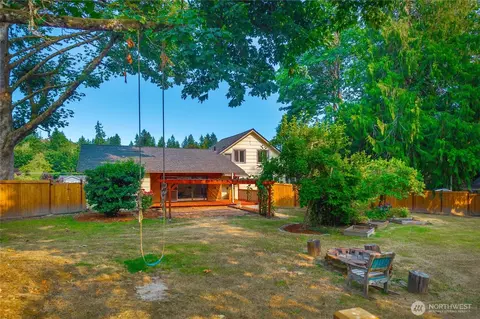 1242 Lidstrom Rd E, Port Orchard, WA 98366