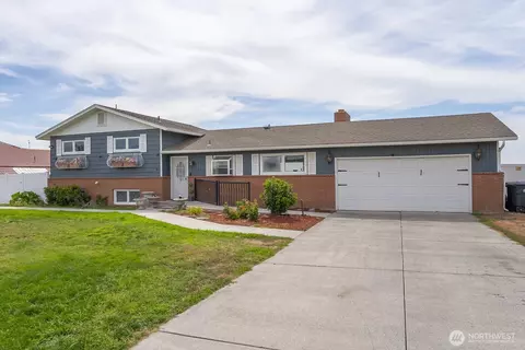 634 N Crestview Dr, Moses Lake, WA 98837