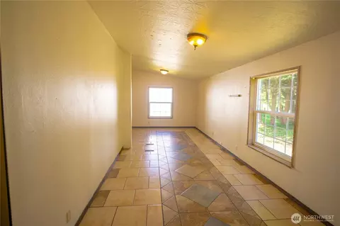 81 E Palmer St, Sequim, WA 98382 photo 17
