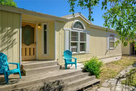 81 E Palmer St, Sequim, WA 98382