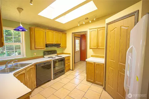 81 E Palmer St, Sequim, WA 98382 photo 13