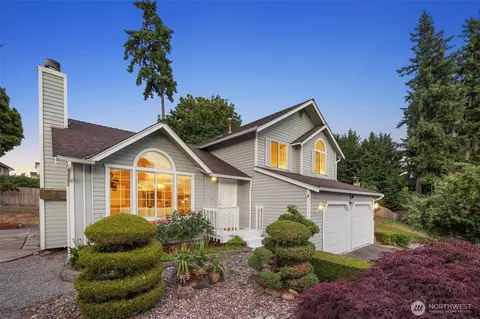 558 Olympia Ave NE, Renton, WA 98056