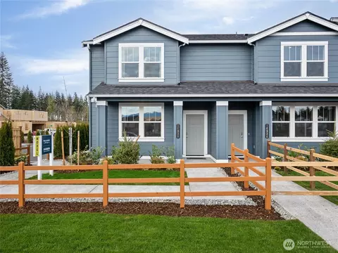 14818 Wallace Ave E #672, Bonney Lake, WA 98391