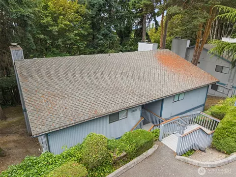 28625 S 16th Ave, Federal Way, WA 98003