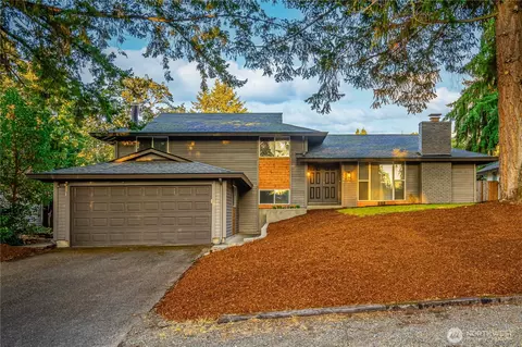 7501 89th Ave SW, Lakewood, WA 98498