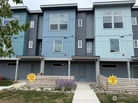 668 W Kline Rd, Bellingham, WA 98226